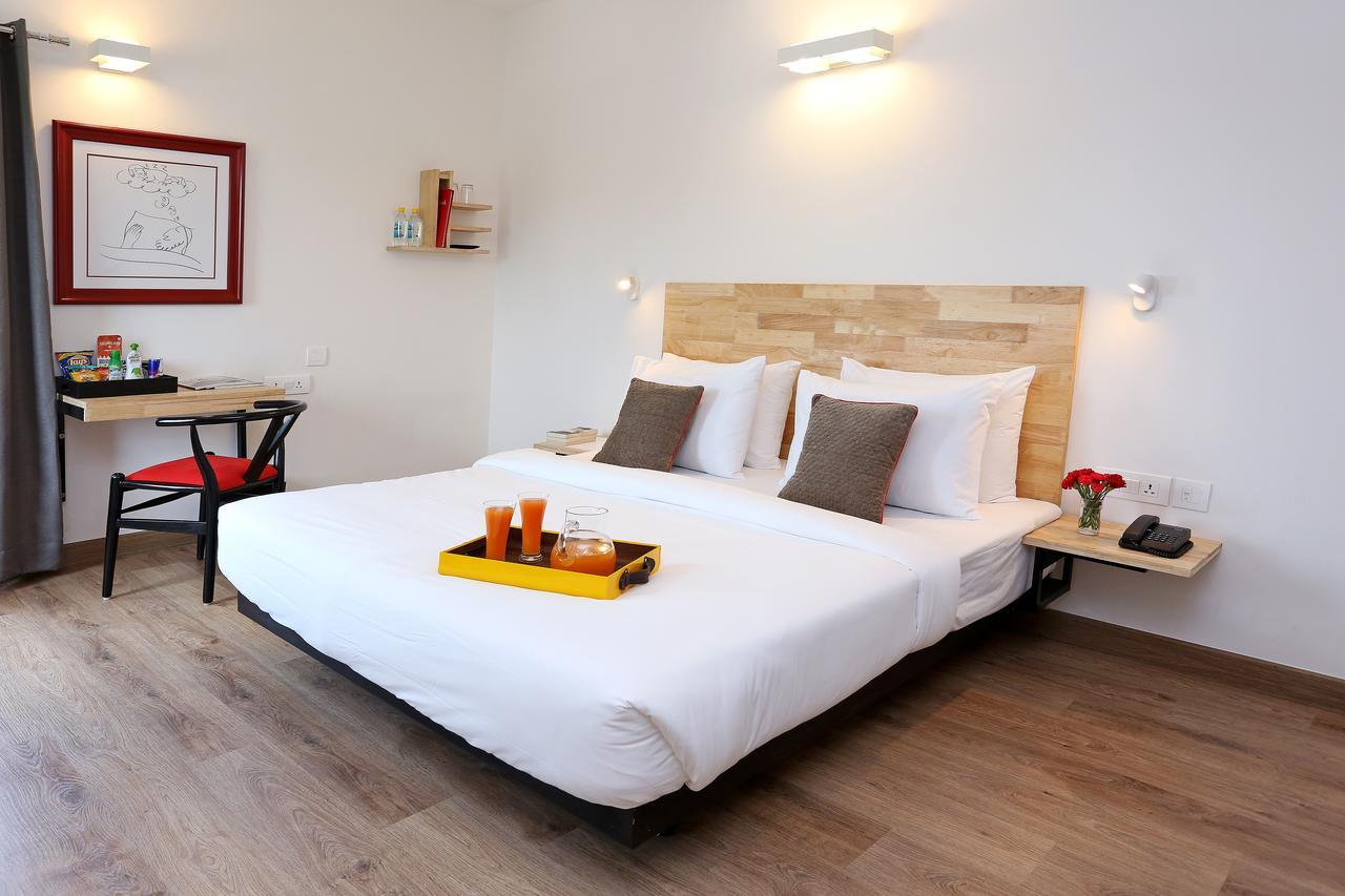 Отель Oyo Townhouse 015 Lajpat Nagar Нью-Дели Экстерьер фото